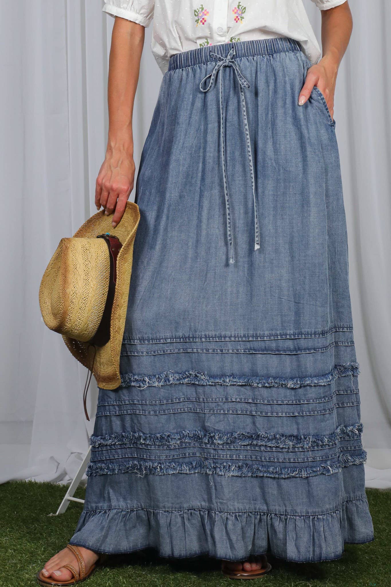 Ruffle Chambray Maxi Skirt – Calla Vie Boutique