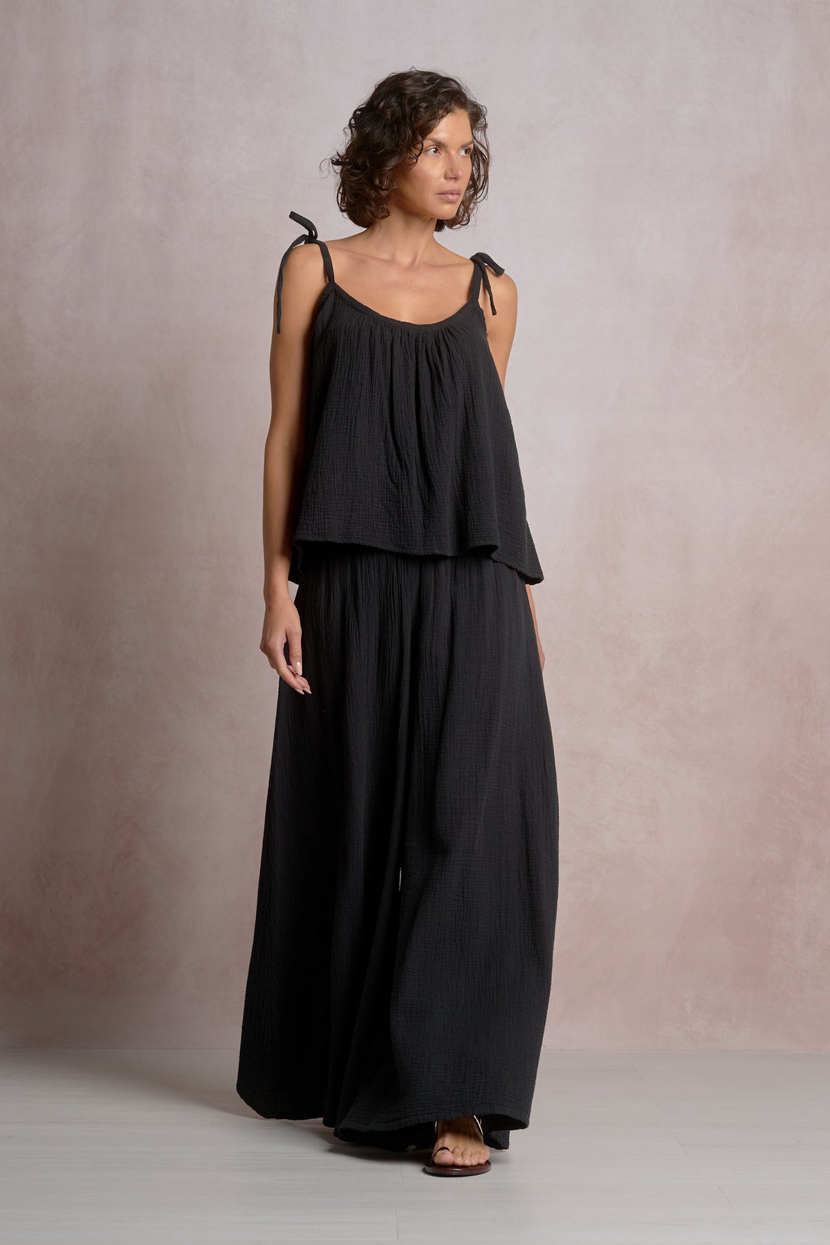 Doka Tie-Strap Cotton Tank (blk)