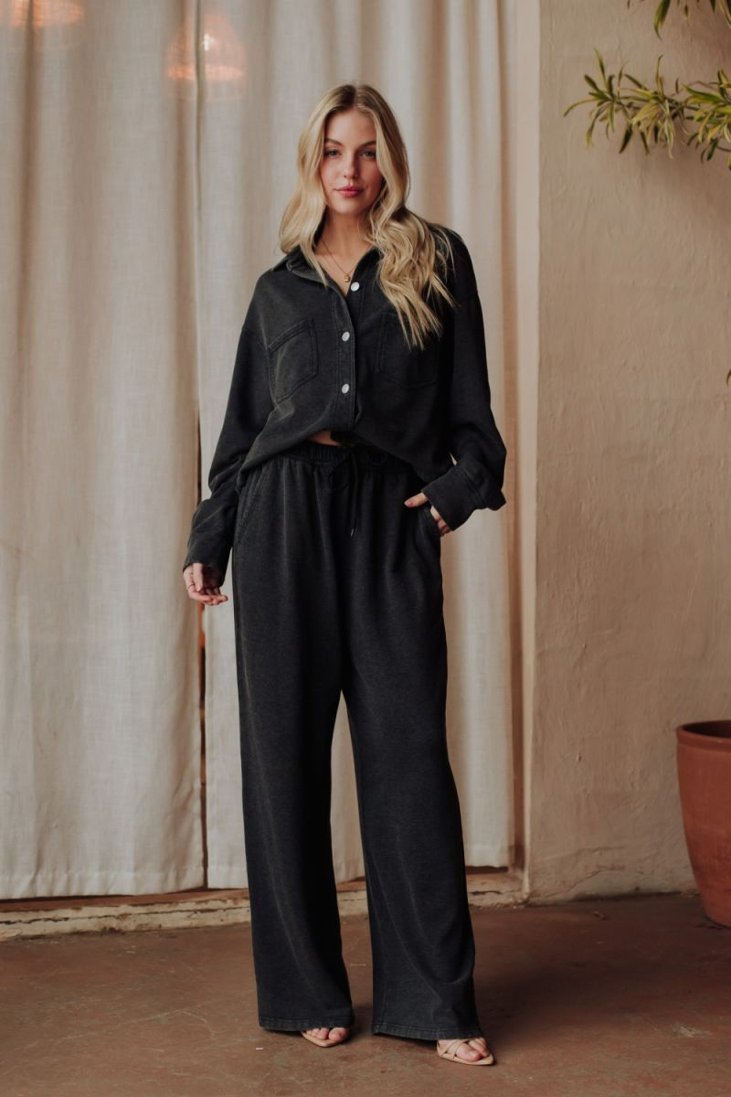 Relaxed Wide-Leg Lounge Pants – Black