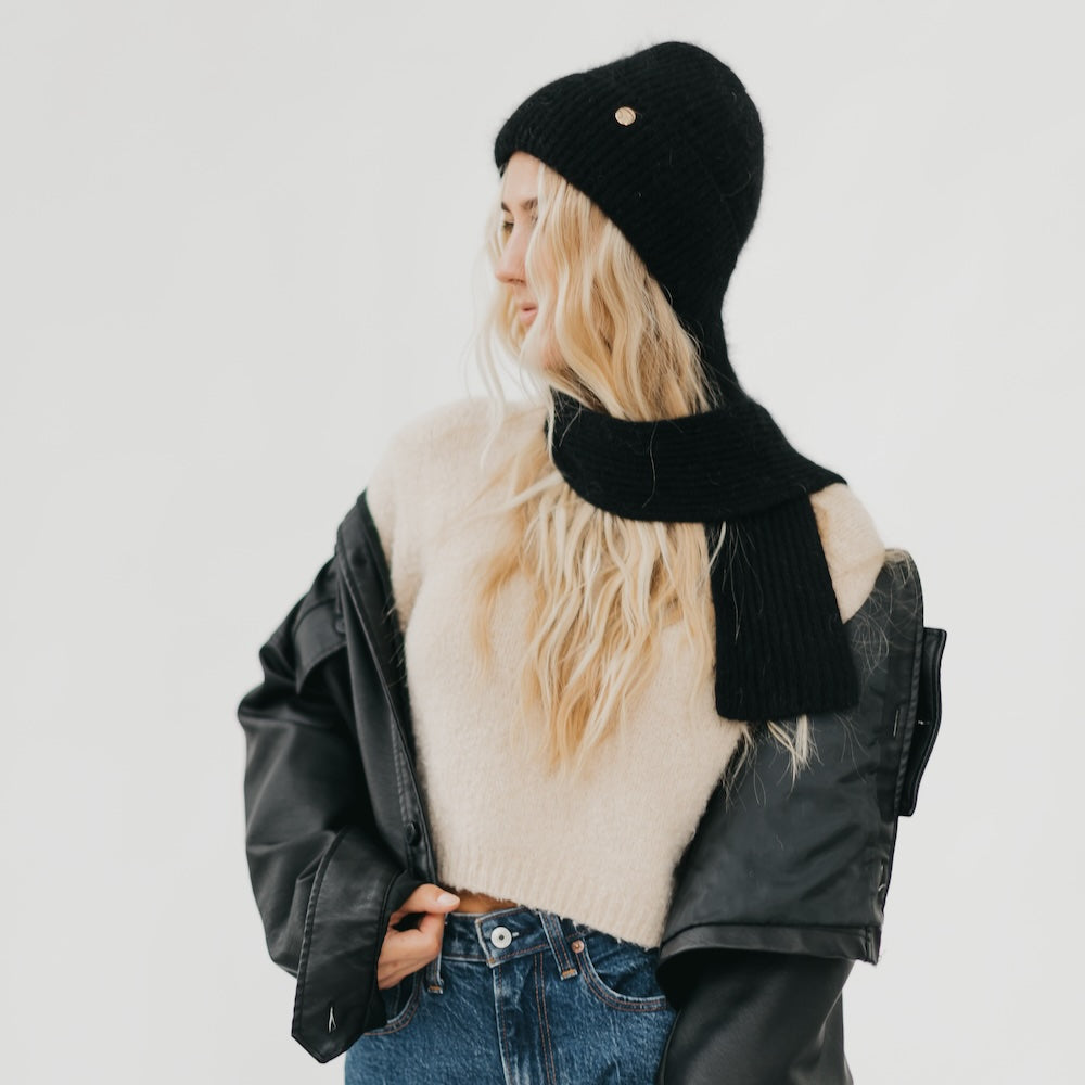 Beanie &amp; Scarf (black)