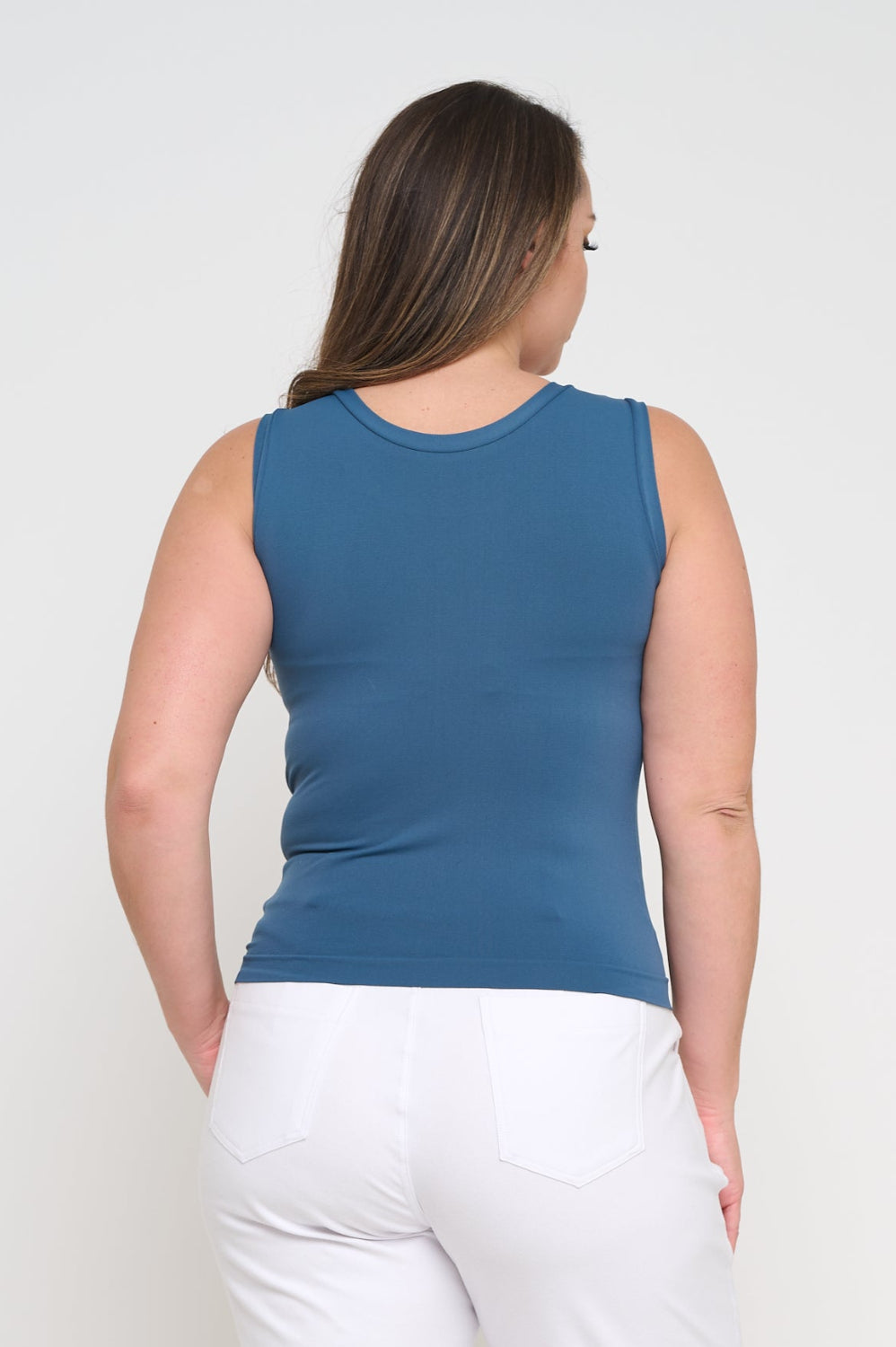 Women’s Reversible High-Low Neckline Seamless Tank