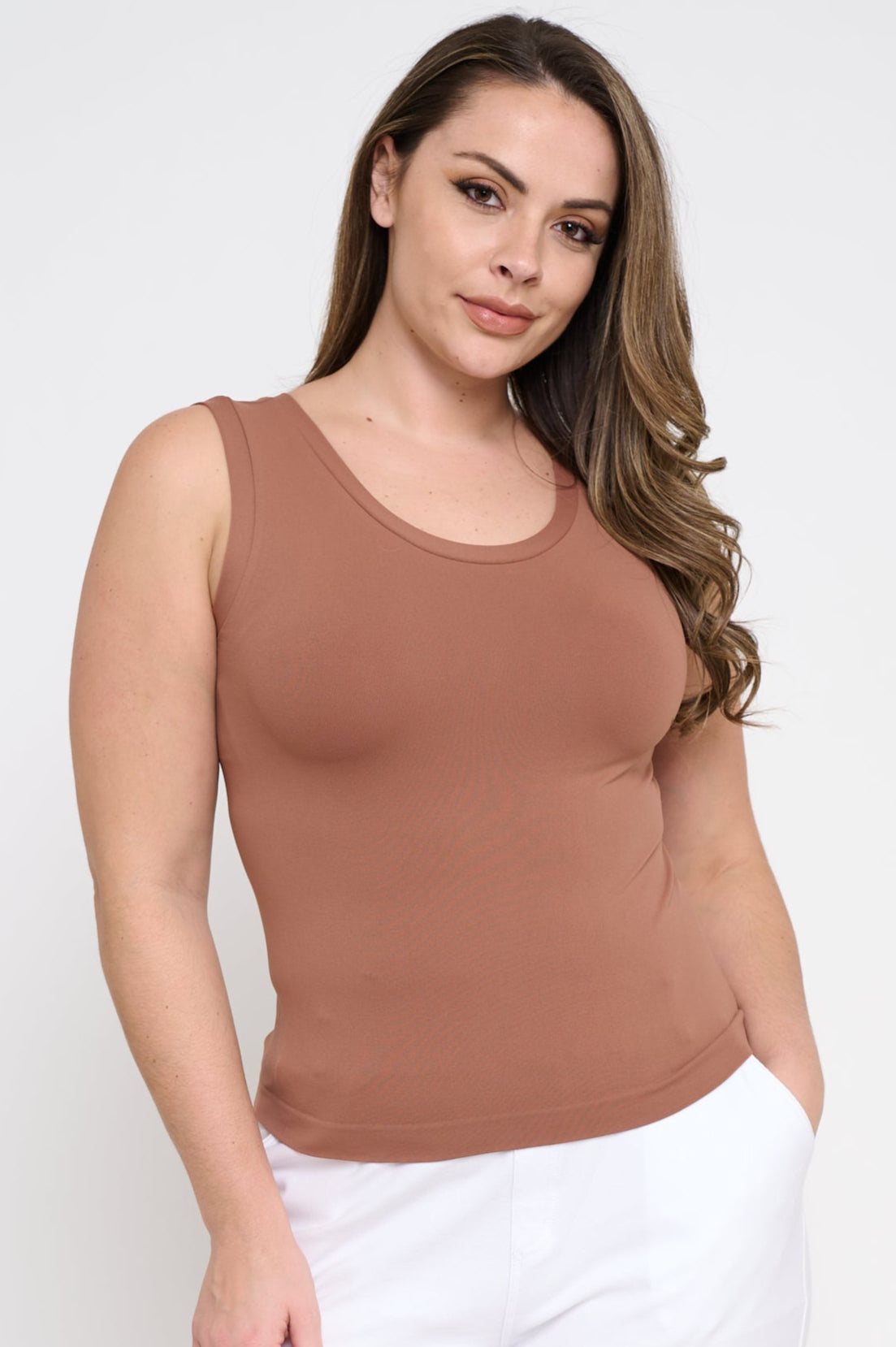 Women’s Reversible High-Low Neckline Seamless Tank