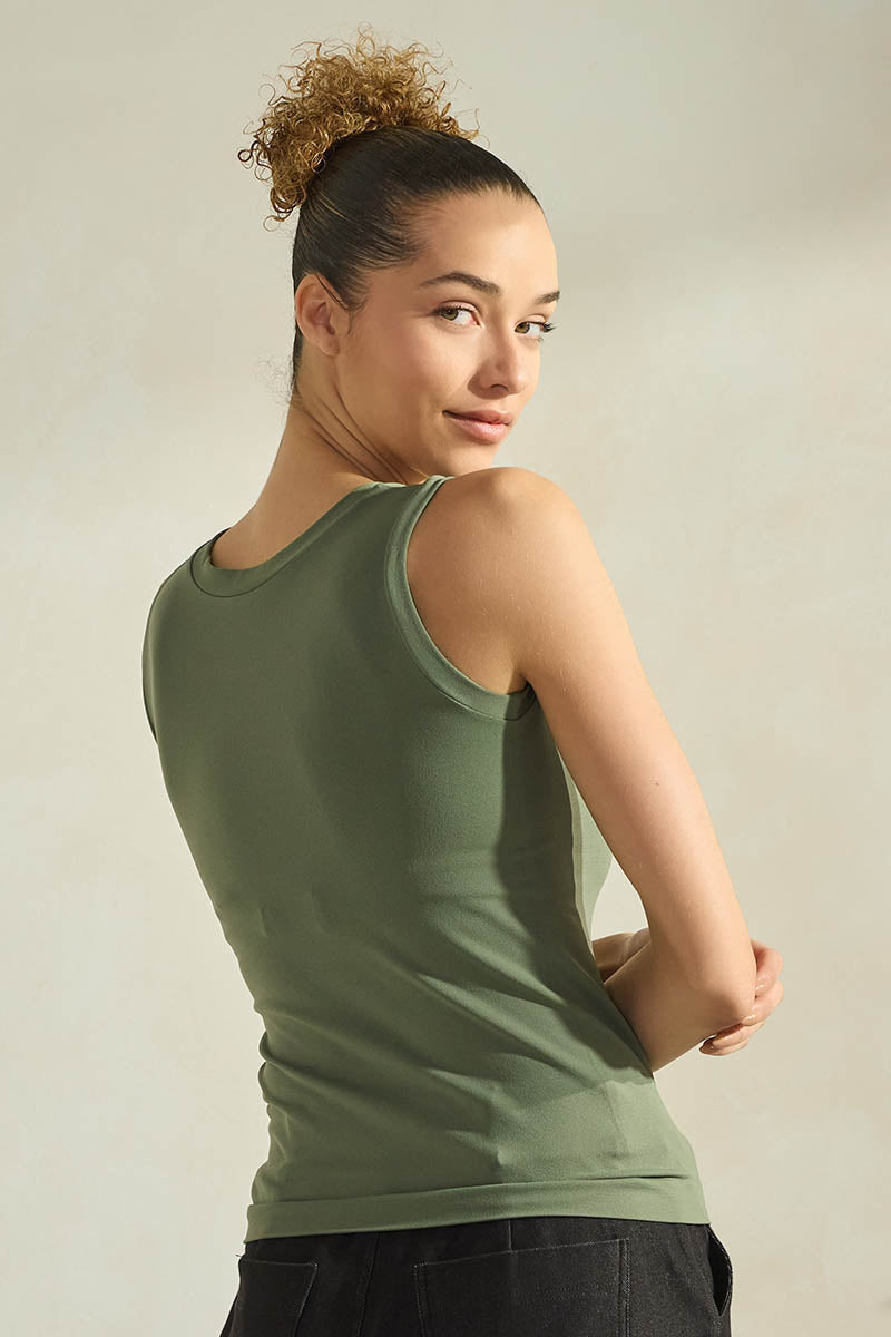 Women’s Reversible High-Low Neckline Seamless Tank
