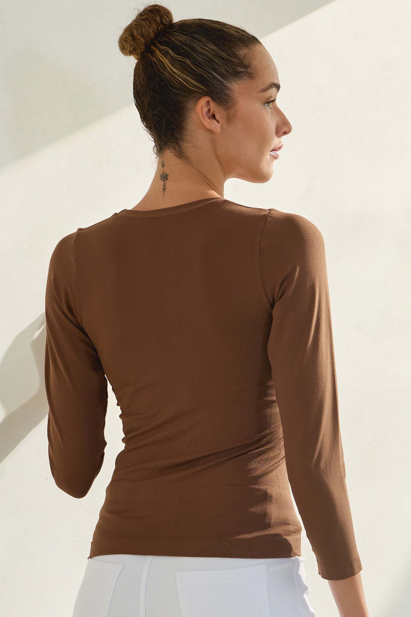 Women's Seamless Round Neck Long Sleeve Top